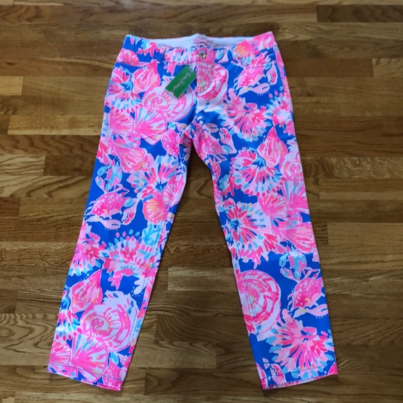 Lilly Pulitzer Pants - ❗️Sale❗️$118 Lilly Pulitzer crop chino